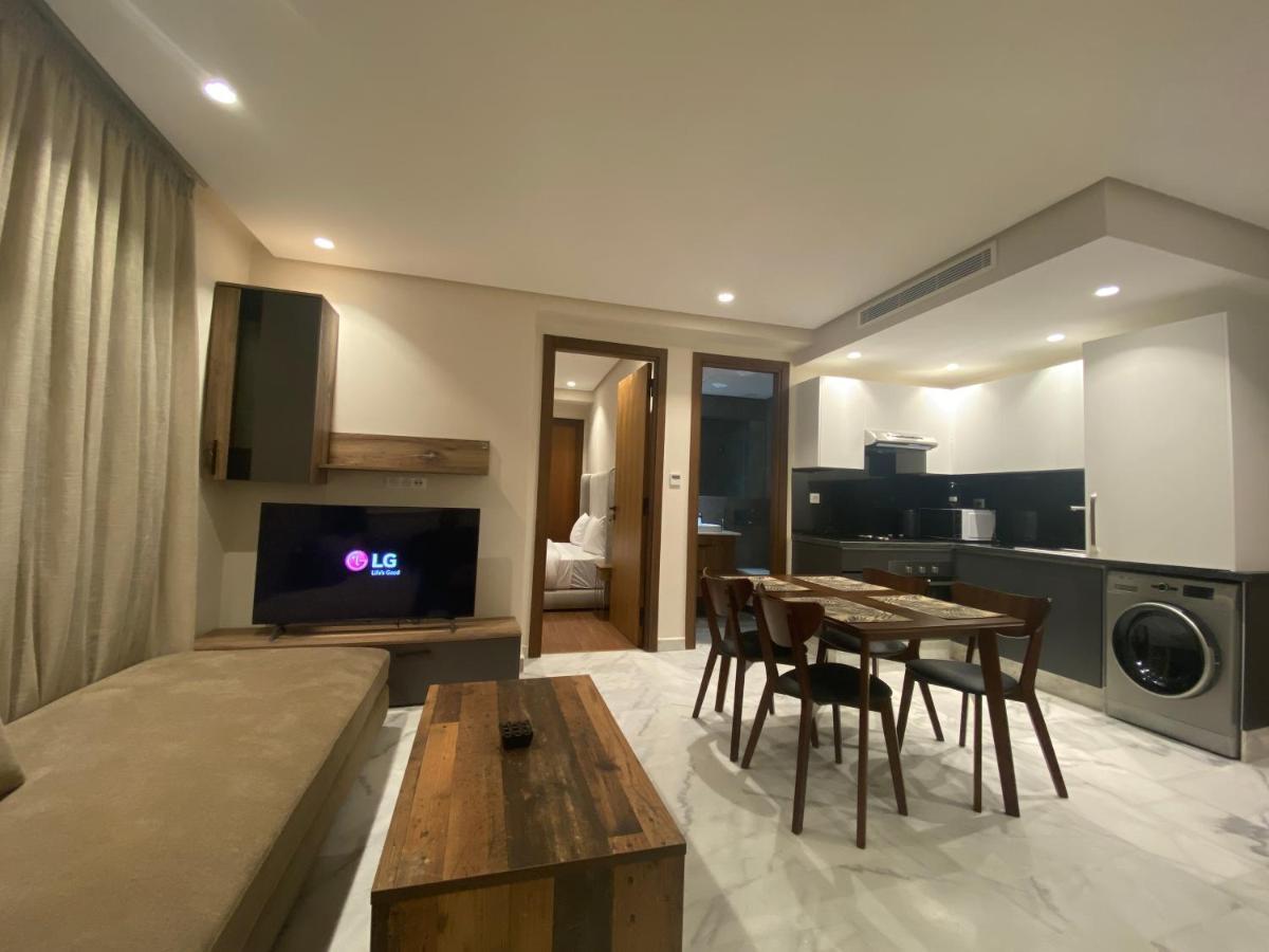 Hilbert Princesses - Brand New Furnished Appartement
