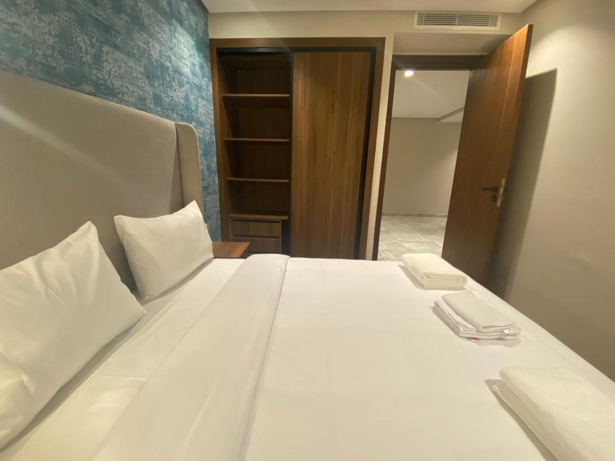 Hilbert Princesses - Brand New Furnished Appartement *