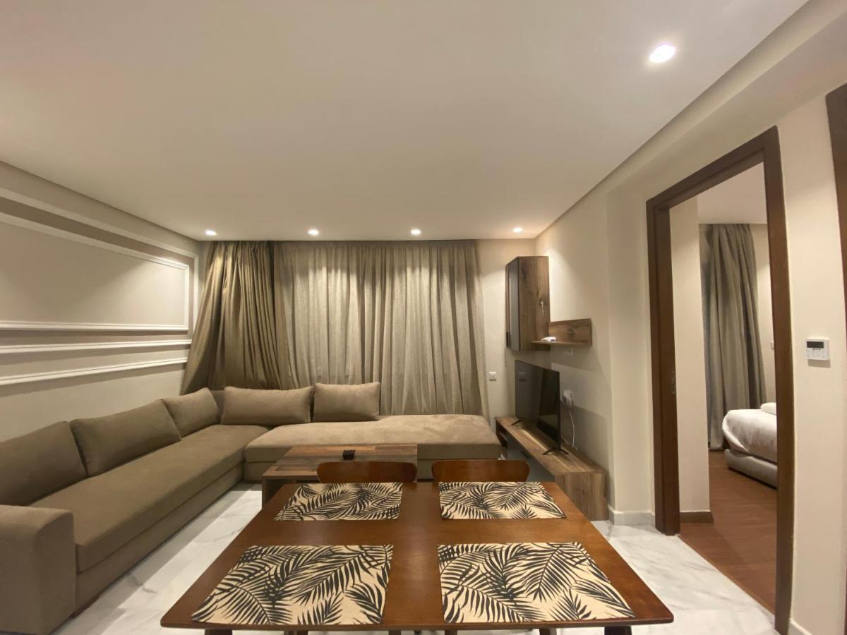 Hilbert Princesses - Brand New Furnished Appartement *