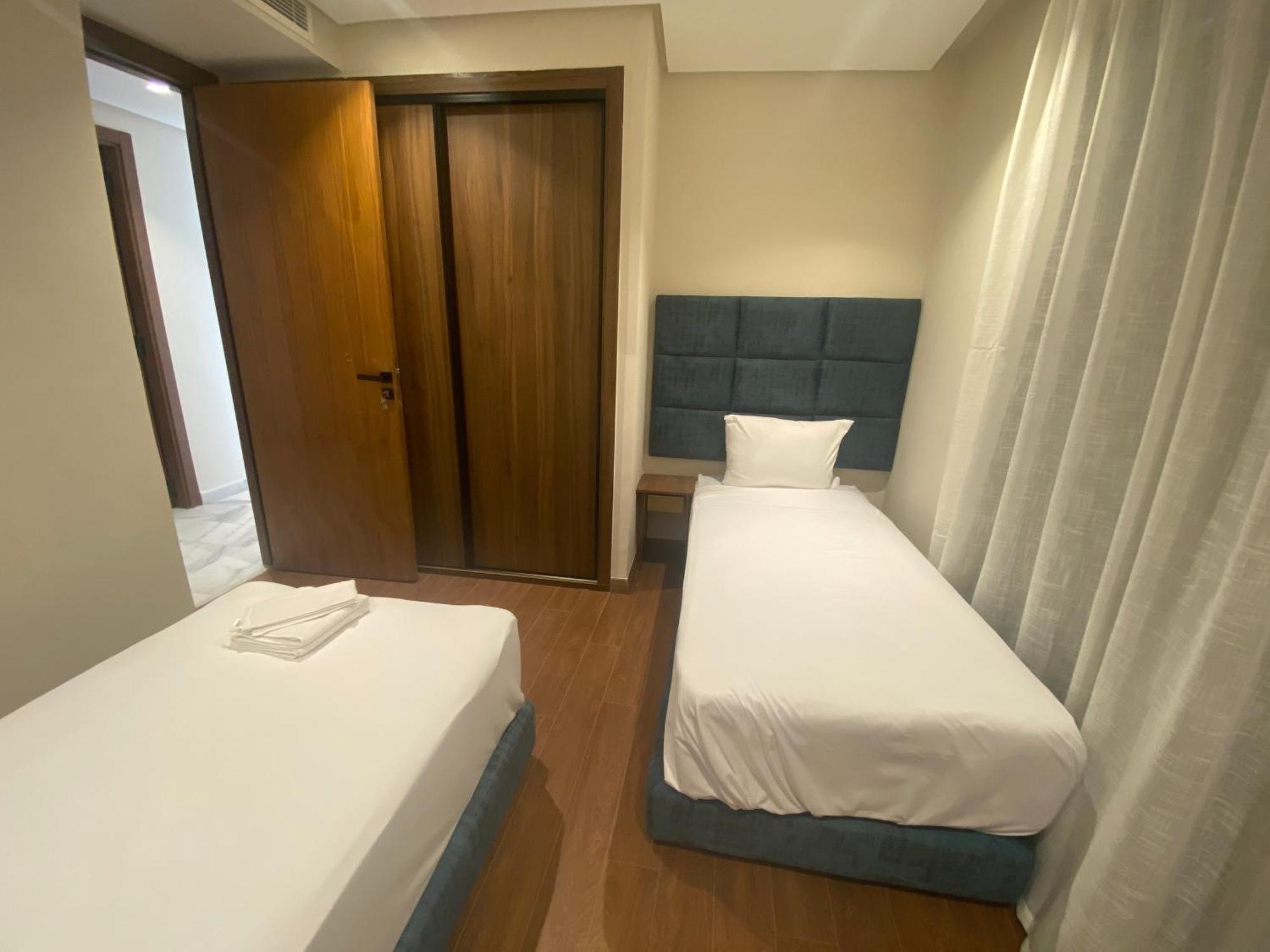 Hilbert Princesses - Brand New Furnished Appartement *